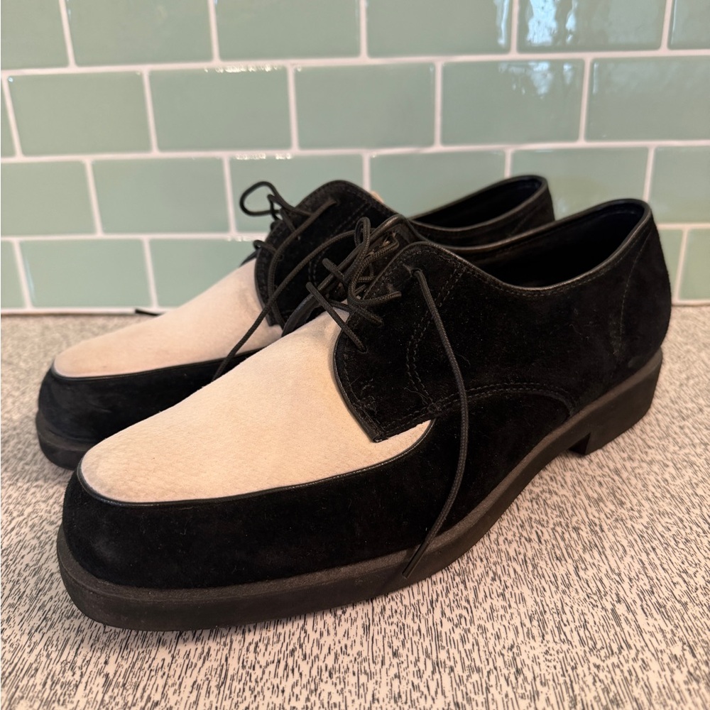 Vtg 90s Hush Puppies, Men's sz.8.5 Two-Tone Black & Cream Oxfords/Spectator Shoe